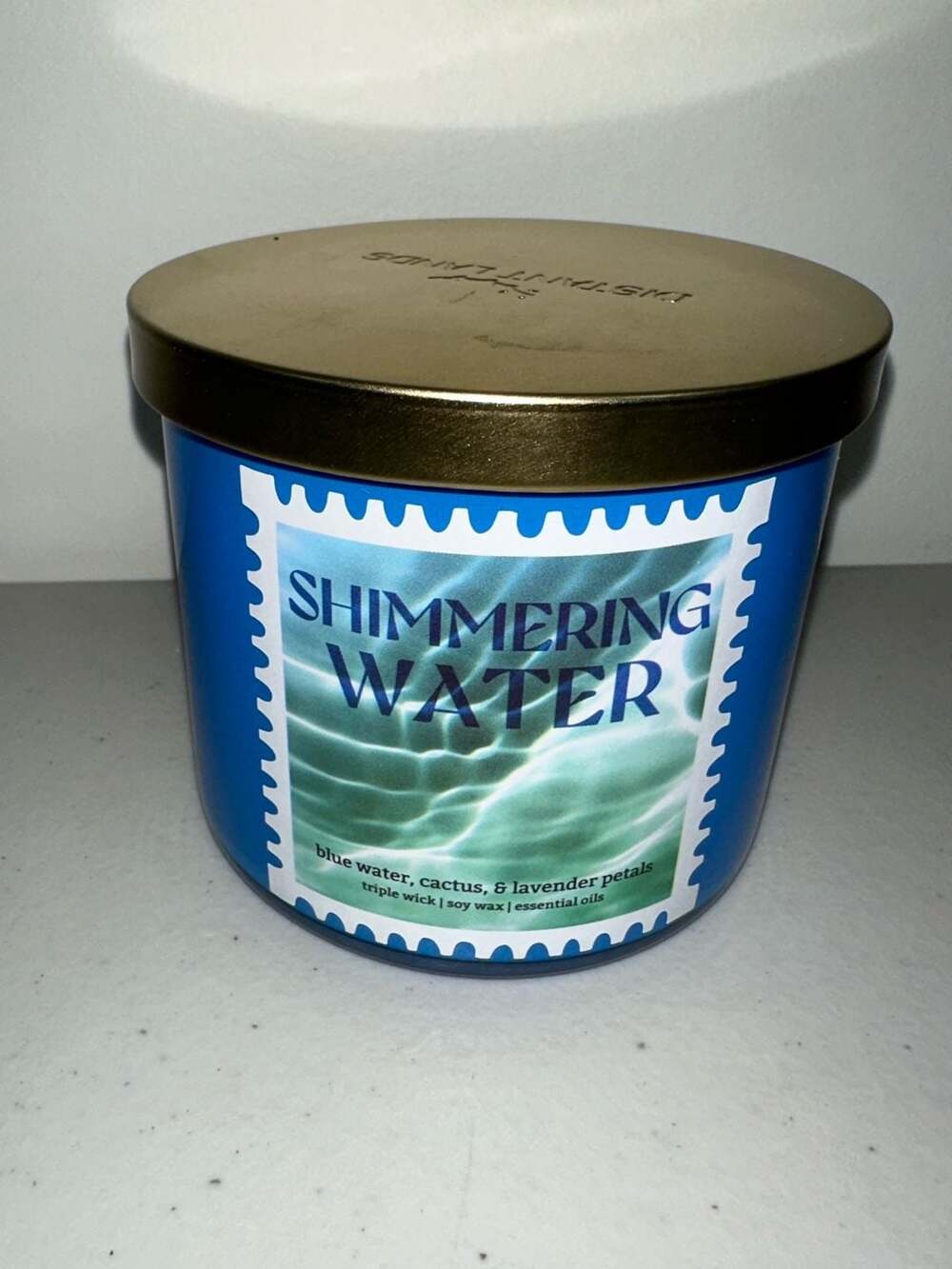 Distant Lands Shimmering Water 14oz 3-Wick Candle New
